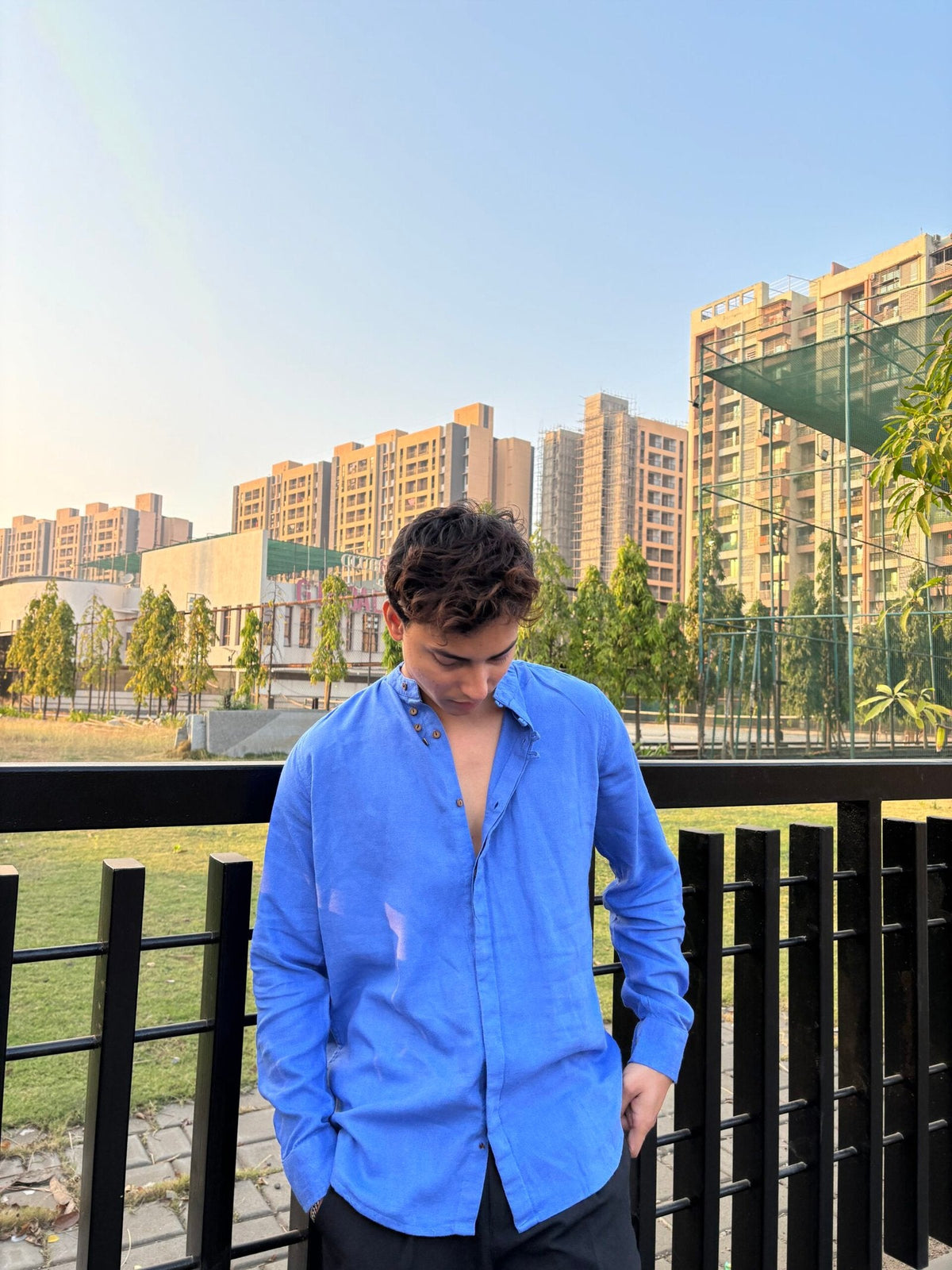 ROYAL BLUE COTTON LINEN CHINESE COLAR SHIRT image 3