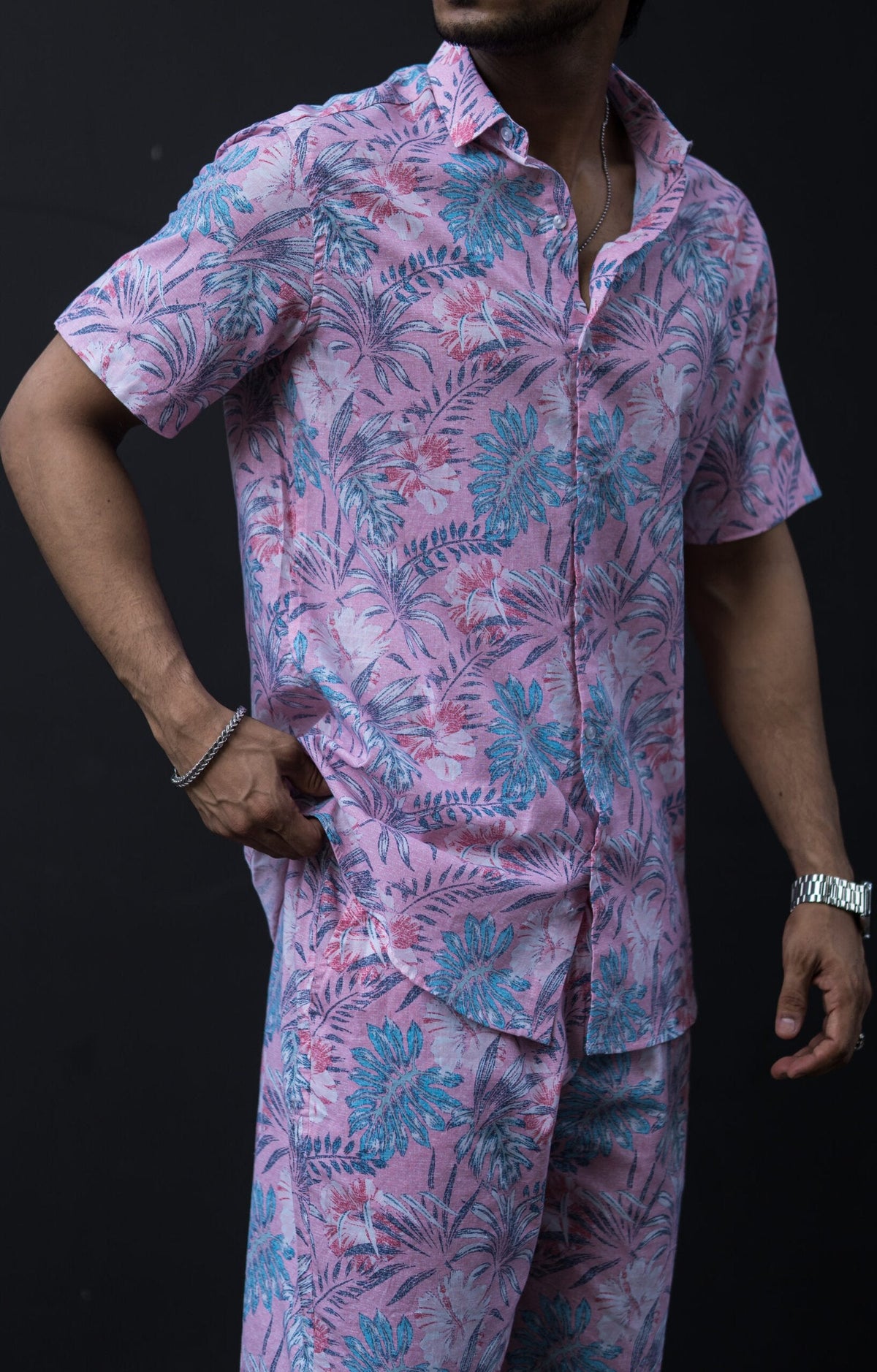 TROPICAL LEAVES PRINT CORD SET image 3