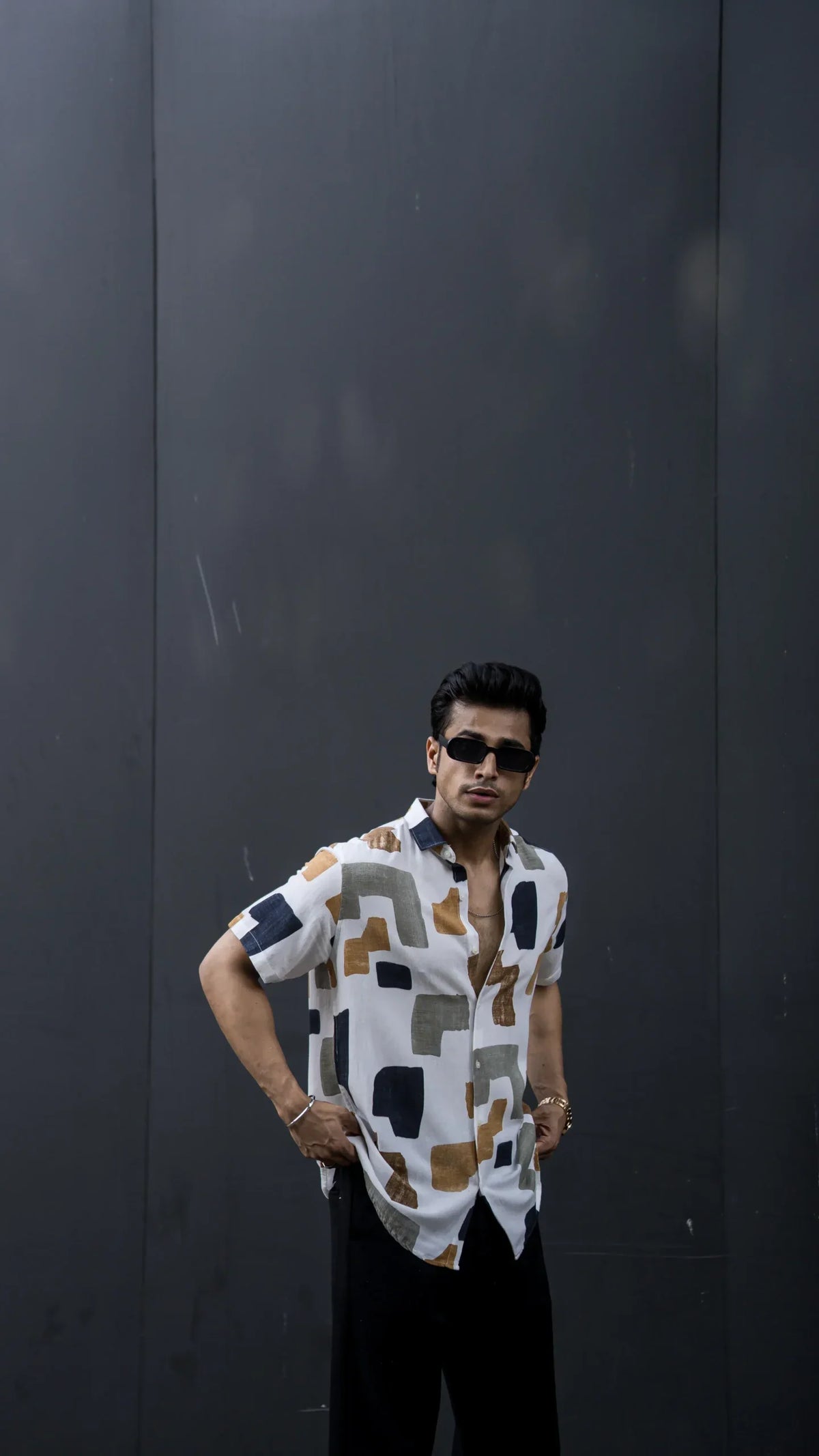 MULTI COLOUR ABSTRACT PRINTED RAYON HALF SLEEVES SHIRT image 5