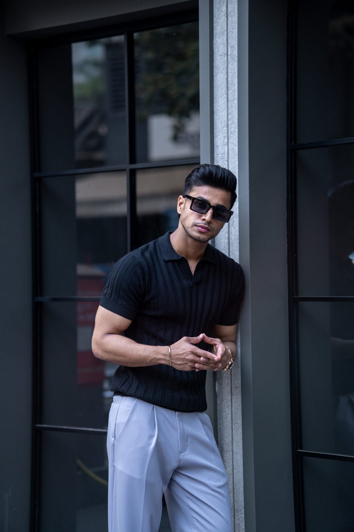 RIBBED KNITTED BLACK HALF SLEEVES POLO T-SHIRT image 3