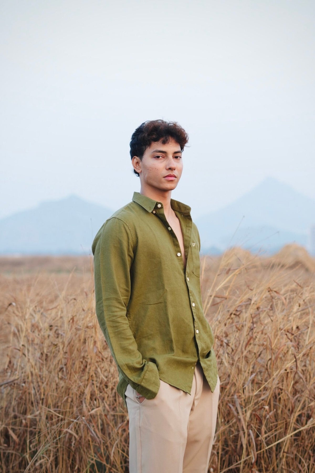 MYRTLE GREEN LINEN SHIRT image 3